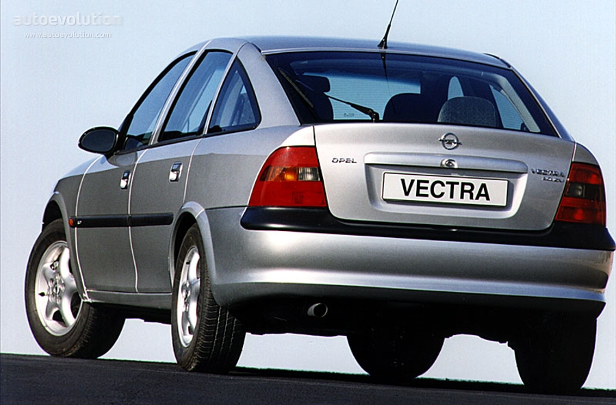 Opel Vectra Hatchback photo 2