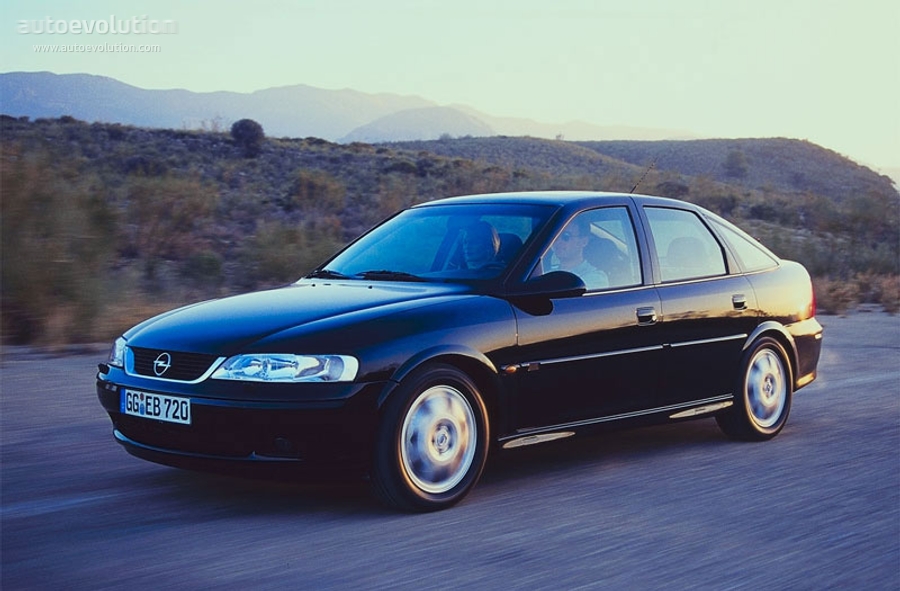 Opel Vectra Hatchback photo 2