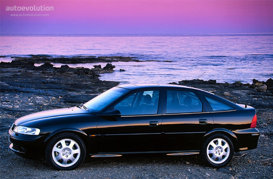 Opel Vectra Hatchback photo 5