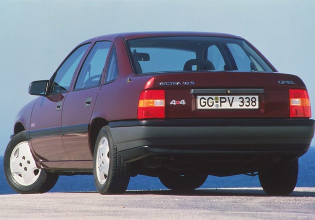 Opel Vectra Sedan foto 11