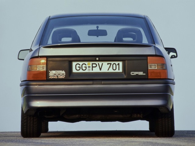 Opel Vectra Sedan foto 13