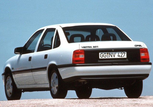 Opel Vectra Sedan foto 22