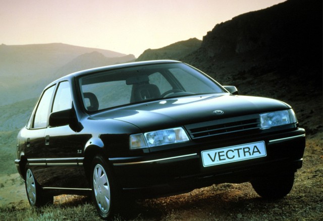 Opel Vectra Sedan foto 24