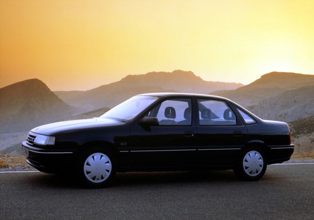 Opel Vectra Sedan foto 28