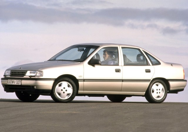 Opel Vectra Sedan foto 39
