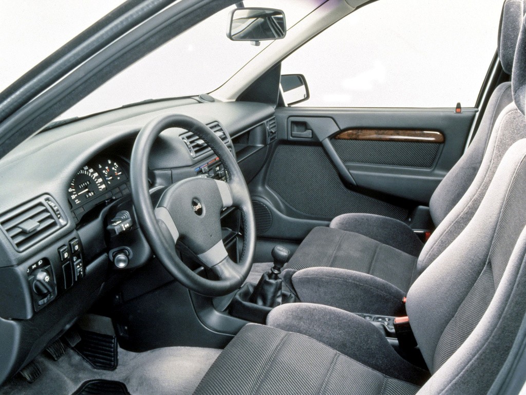 Opel Vectra Sedan photo 43