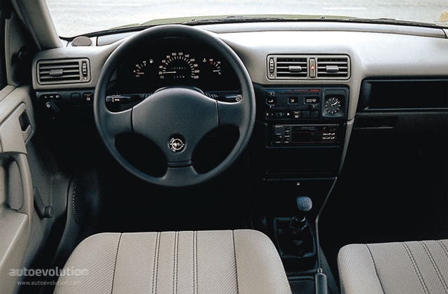 Opel Vectra Sedan foto 42