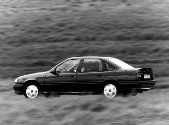 Opel Vectra Sedan foto 17