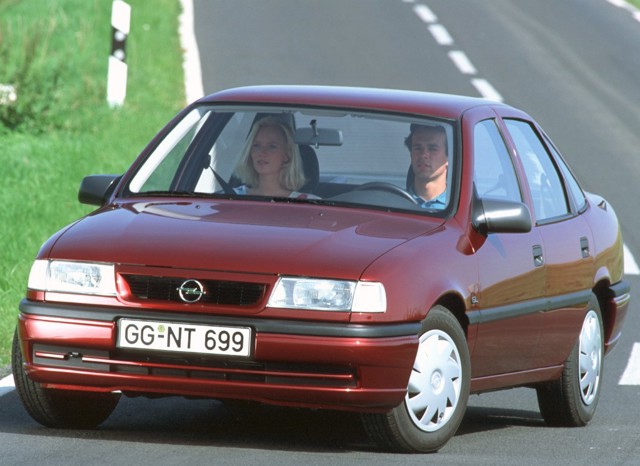 Opel Vectra Sedan foto 20