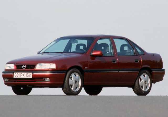 Opel Vectra Sedan foto 21