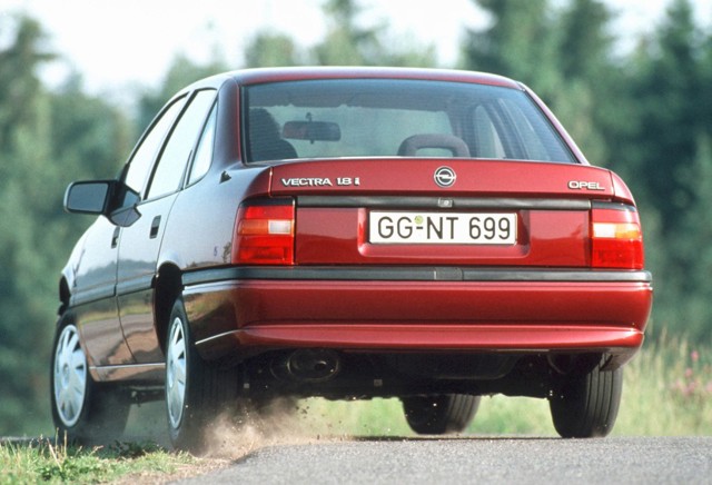 Opel Vectra Sedan foto 26