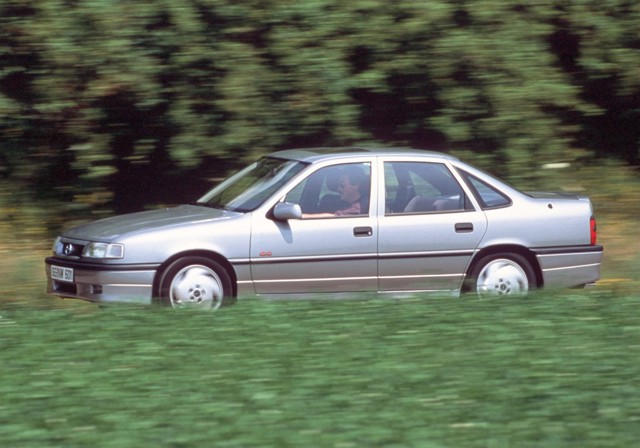 Opel Vectra Sedan foto 31