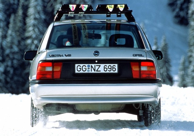 Opel Vectra Sedan foto 34