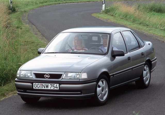 Opel Vectra Sedan foto 35