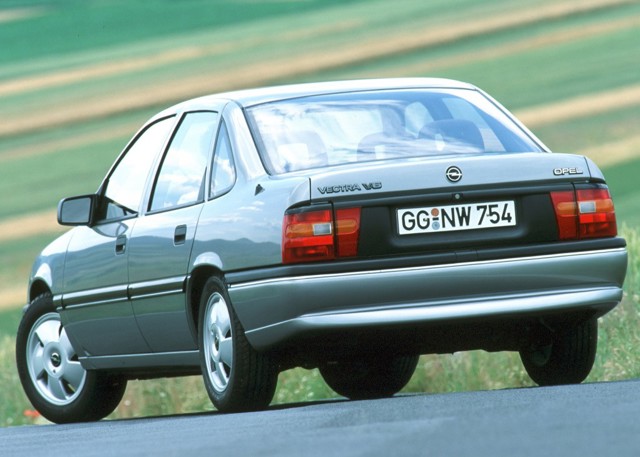 Opel Vectra Sedan foto 36