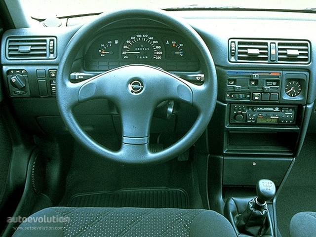 Opel Vectra Sedan foto 38