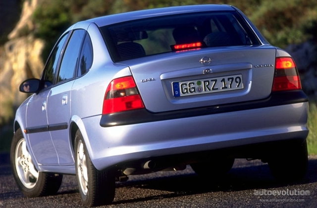 Opel Vectra Sedan Foto 3
