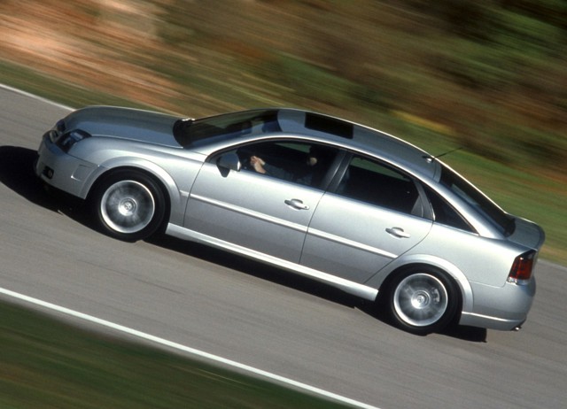 Opel Vectra Sedan photo 18