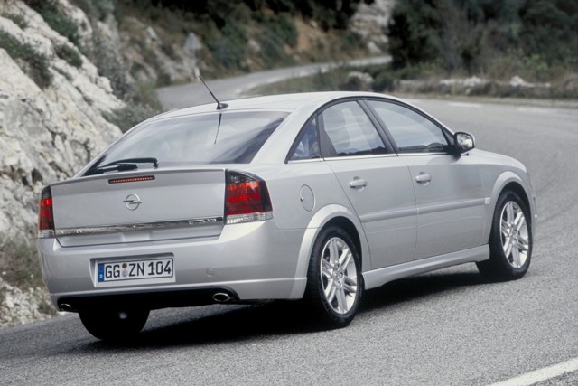 Opel Vectra Sedan photo 20