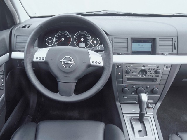 Opel Vectra Sedan photo 32