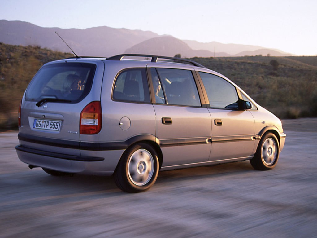 Opel Zafira photo 11