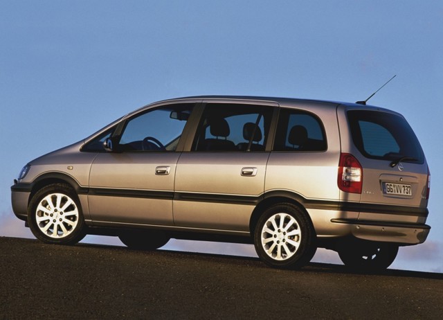 Opel Zafira photo 12