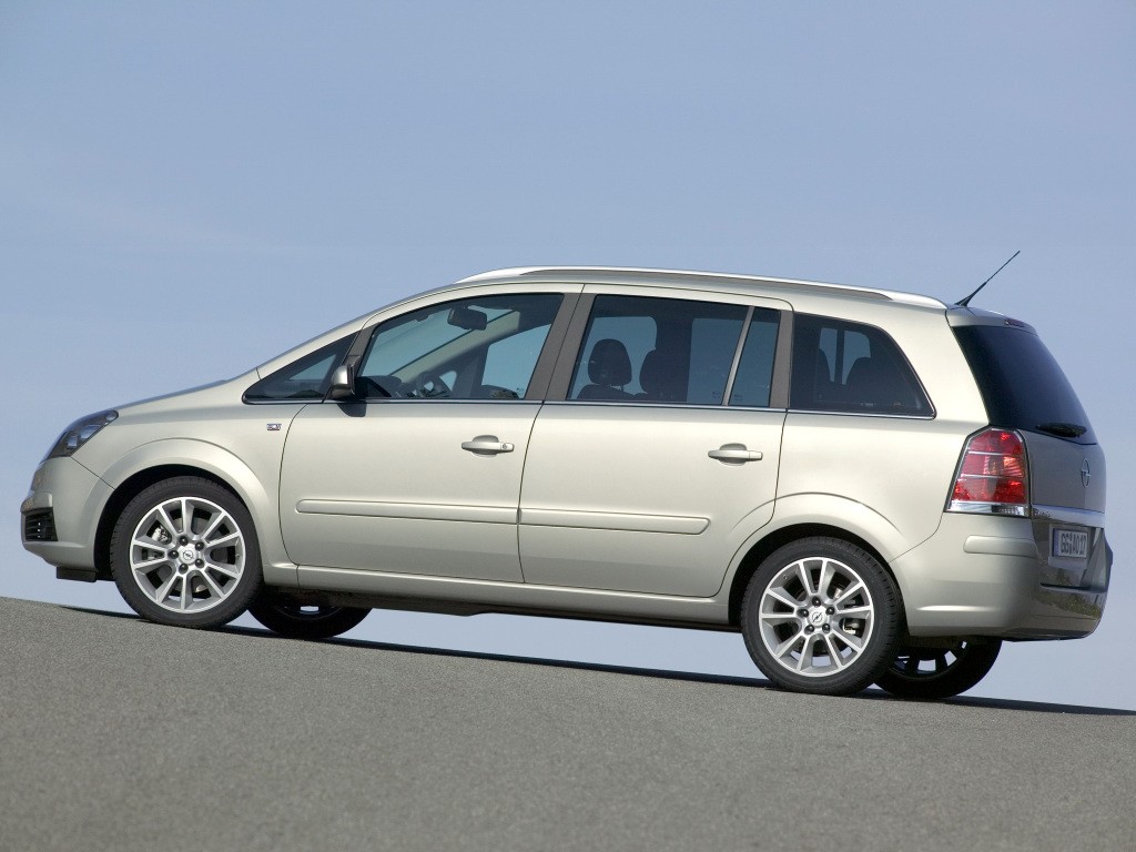 Opel Zafira photo 11
