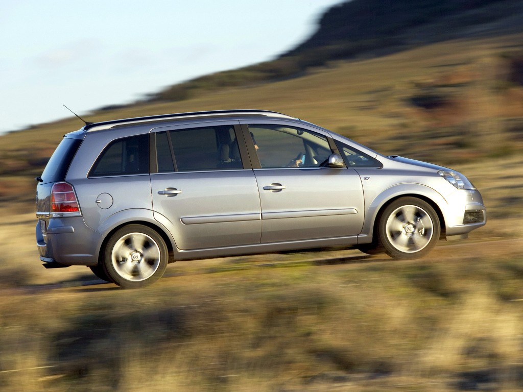 Opel Zafira photo 12