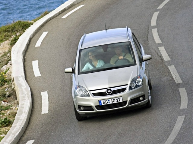 Opel Zafira Foto 13