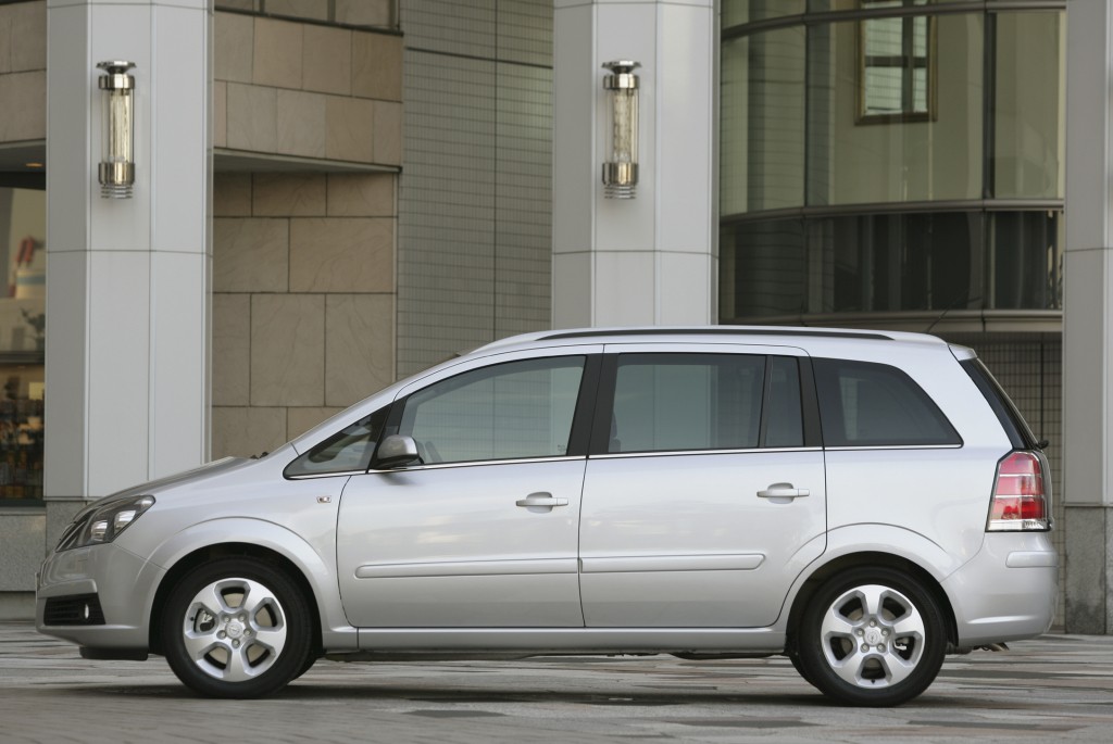 Opel Zafira photo 22