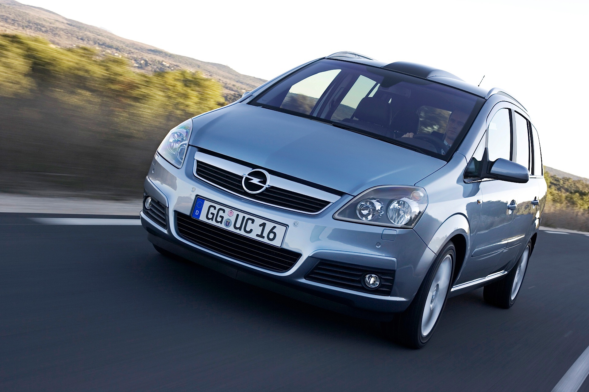 Opel Zafira photo 14