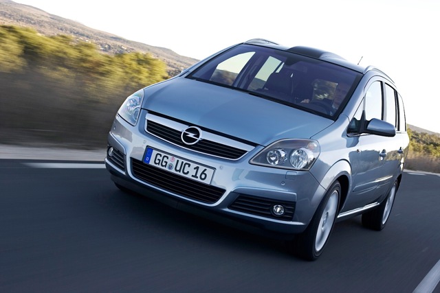 Opel Zafira photo 14
