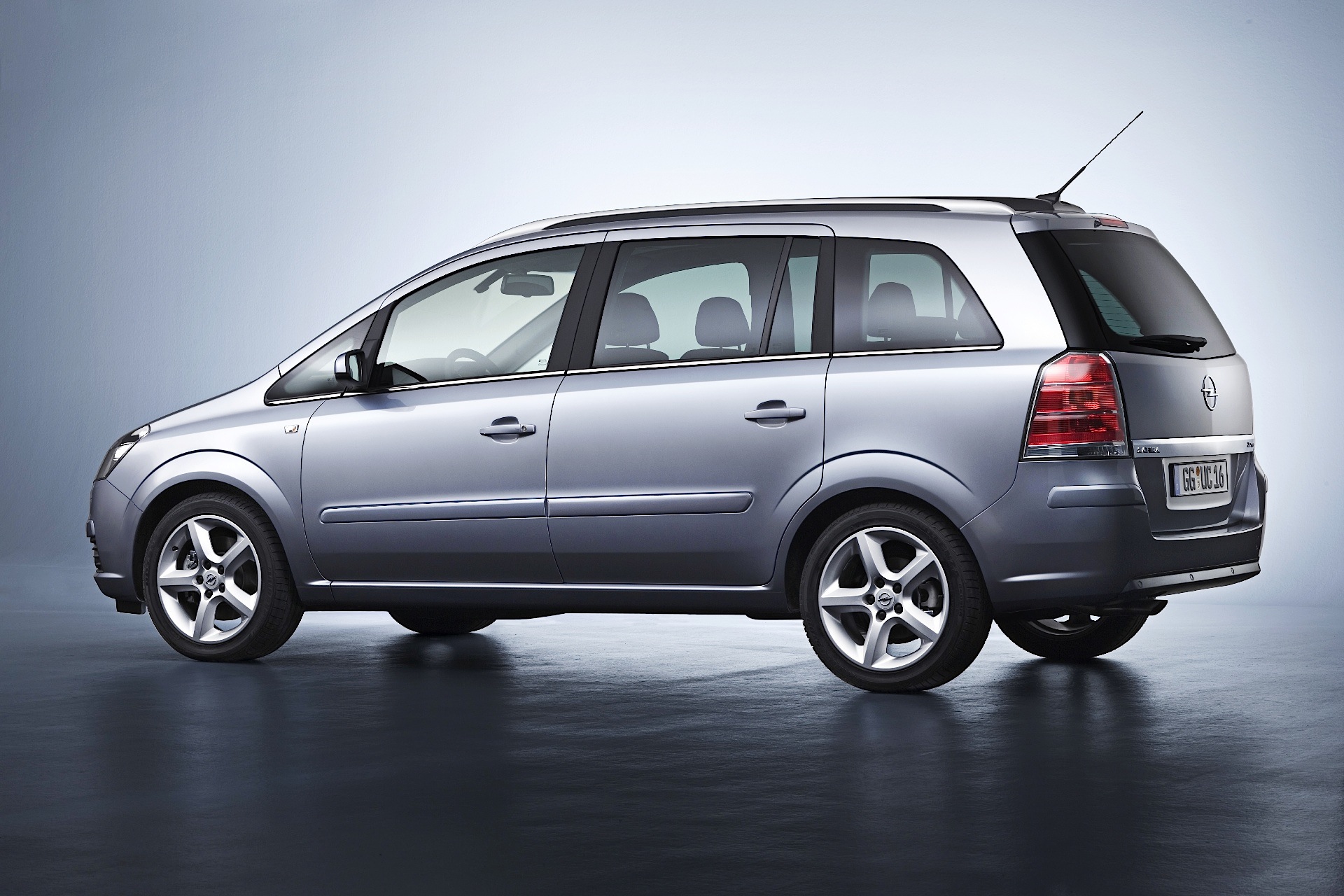 Opel Zafira photo 15