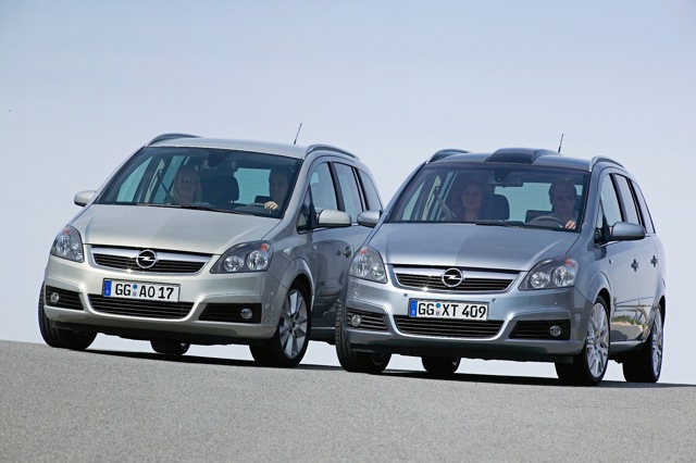 Opel Zafira photo 21