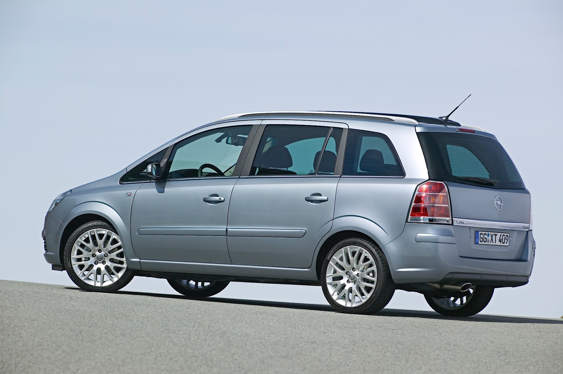 Opel Zafira photo 22