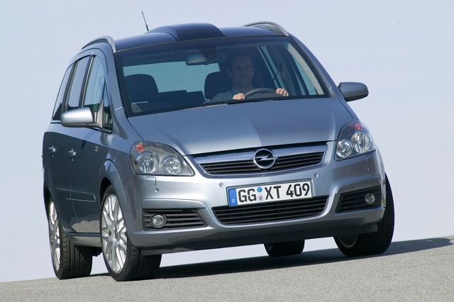 Opel Zafira photo 23