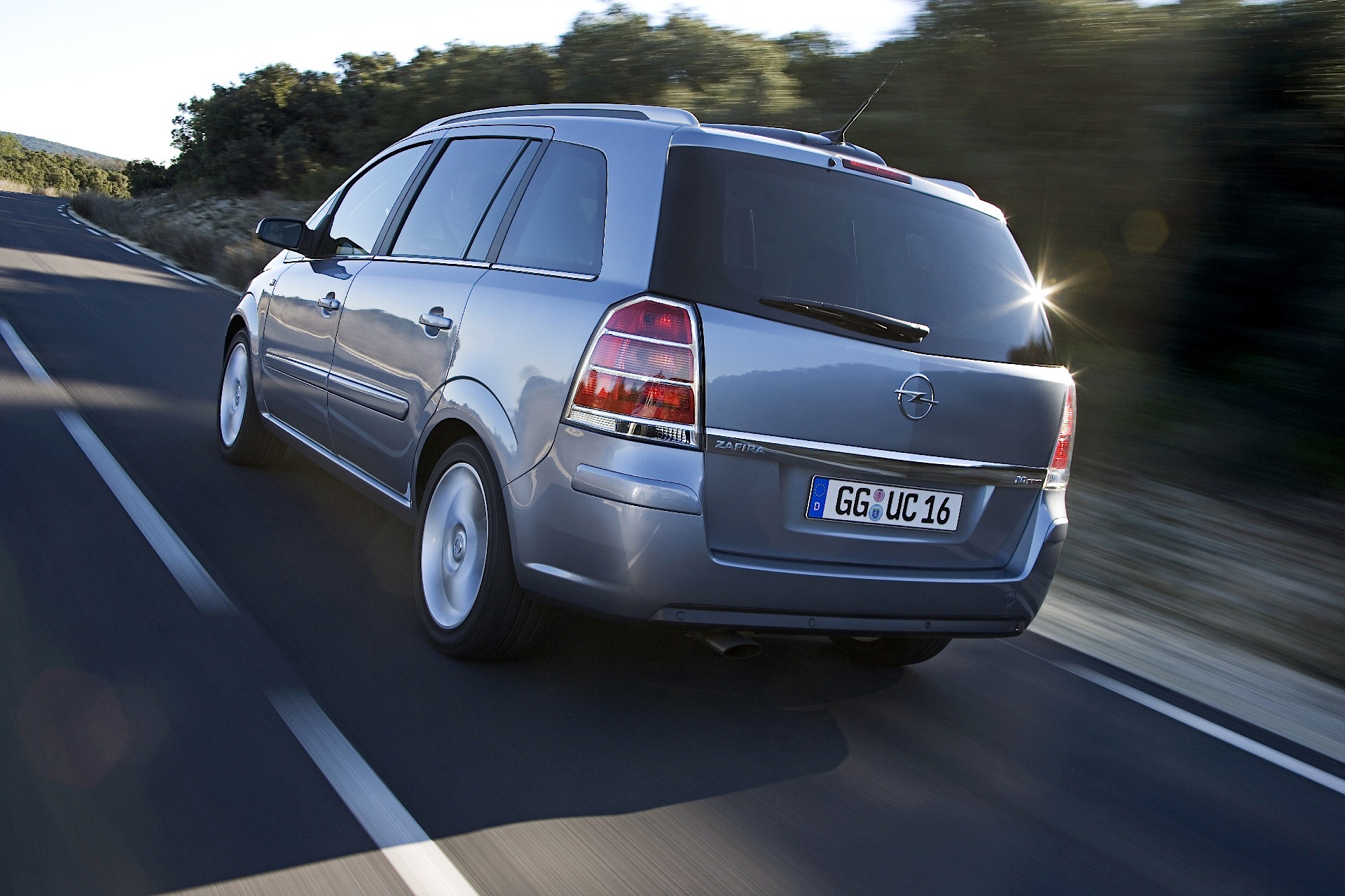 Opel Zafira photo 28
