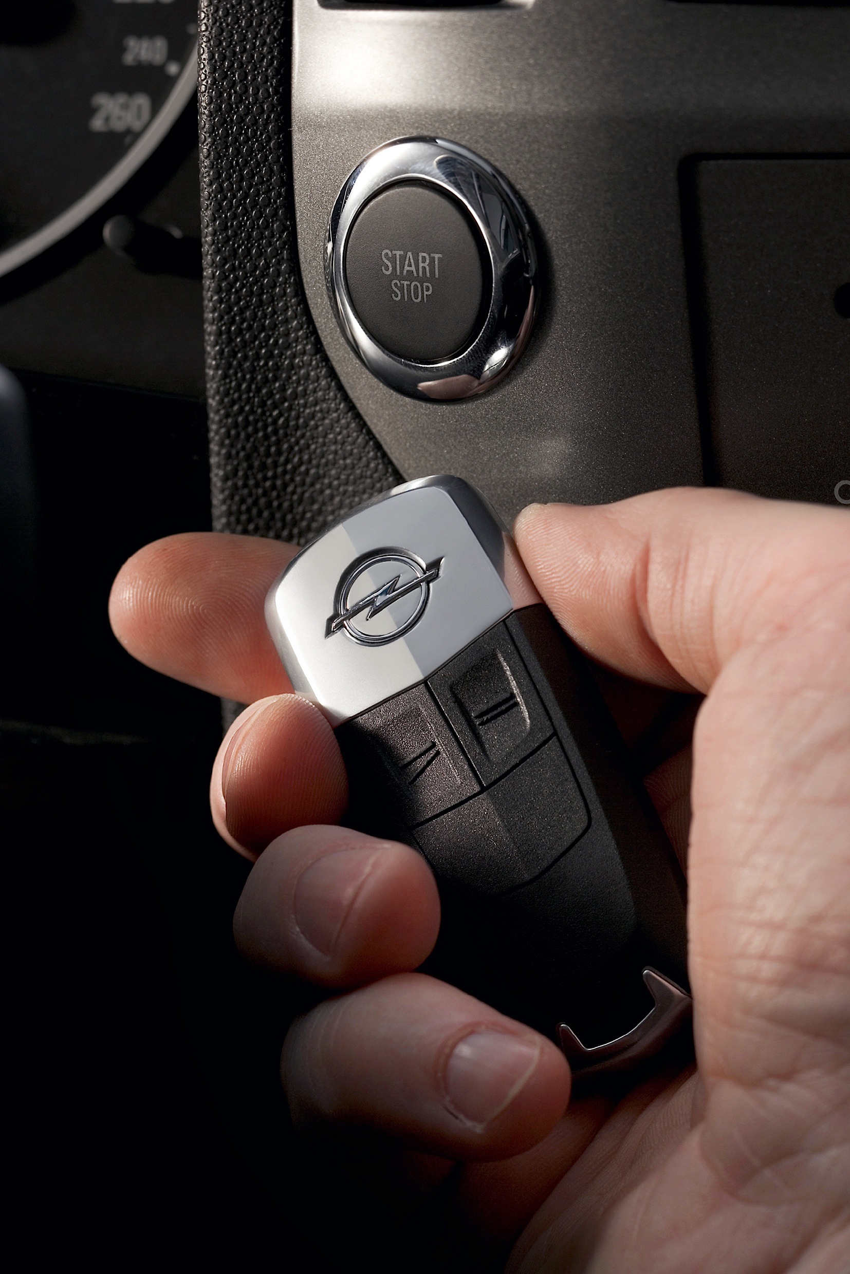 Opel Zafira photo 50