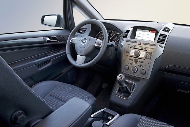Opel Zafira photo 65