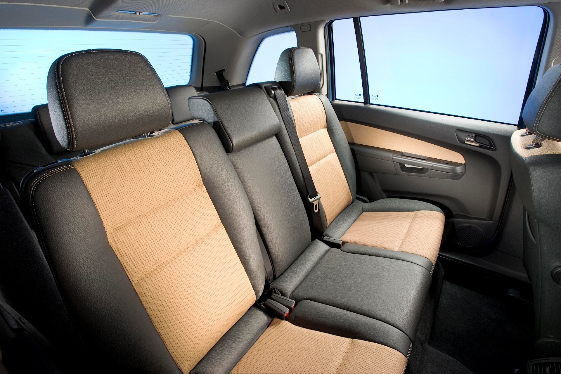 Opel Zafira photo 72