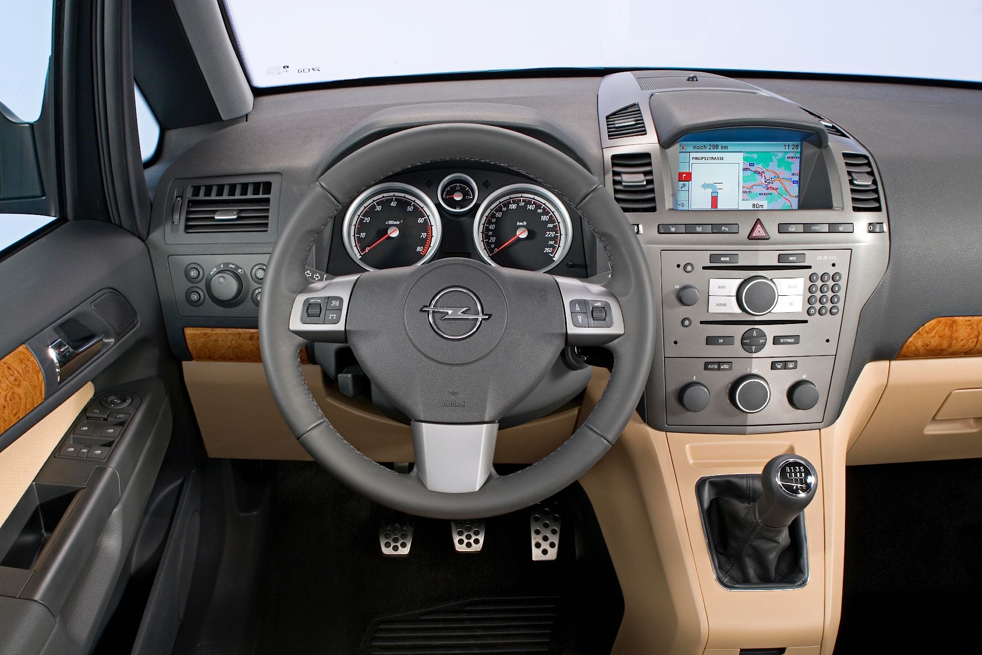 Opel Zafira photo 73