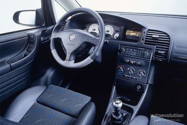 Opel Zafira foto 7