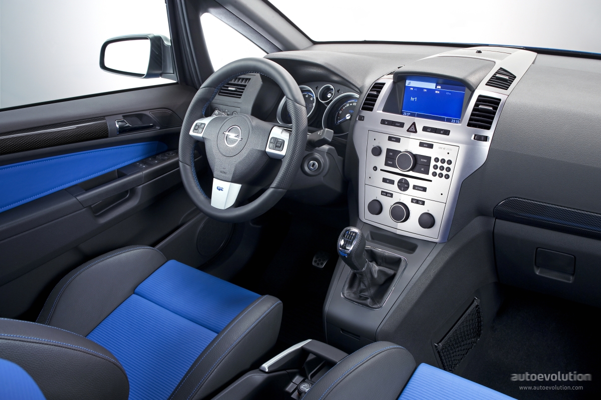 Opel Zafira photo 7