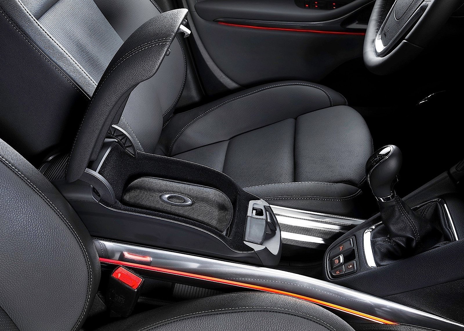 Opel Zafira photo 77