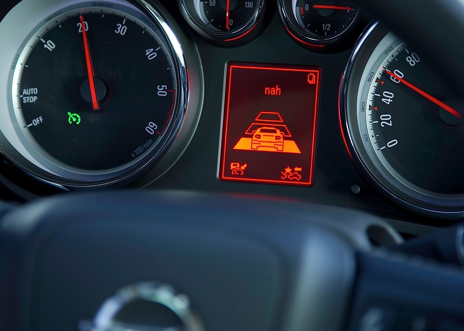 Opel Zafira photo 81