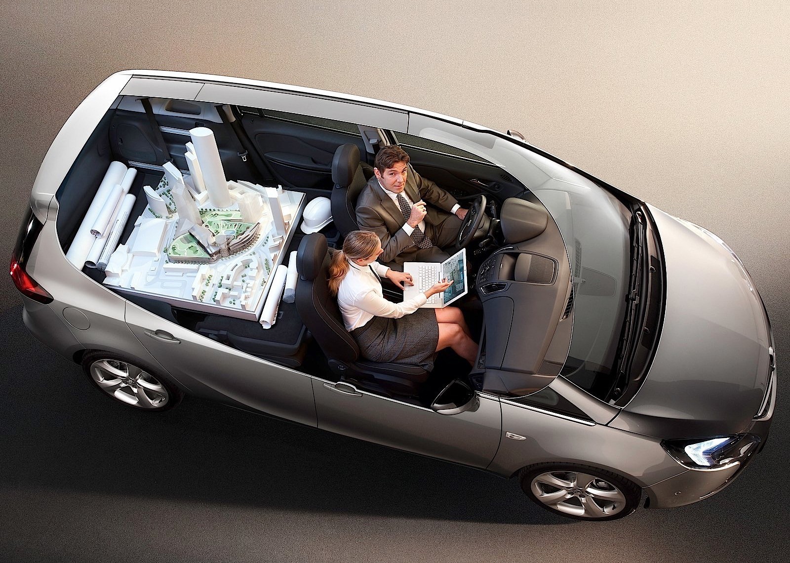 Opel Zafira photo 82