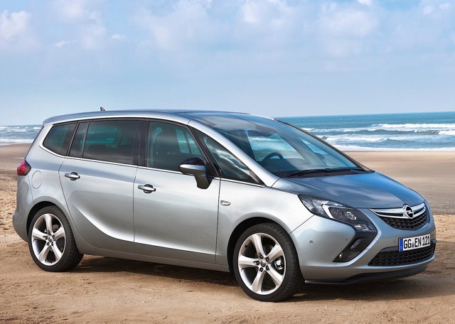Opel Zafira photo 9