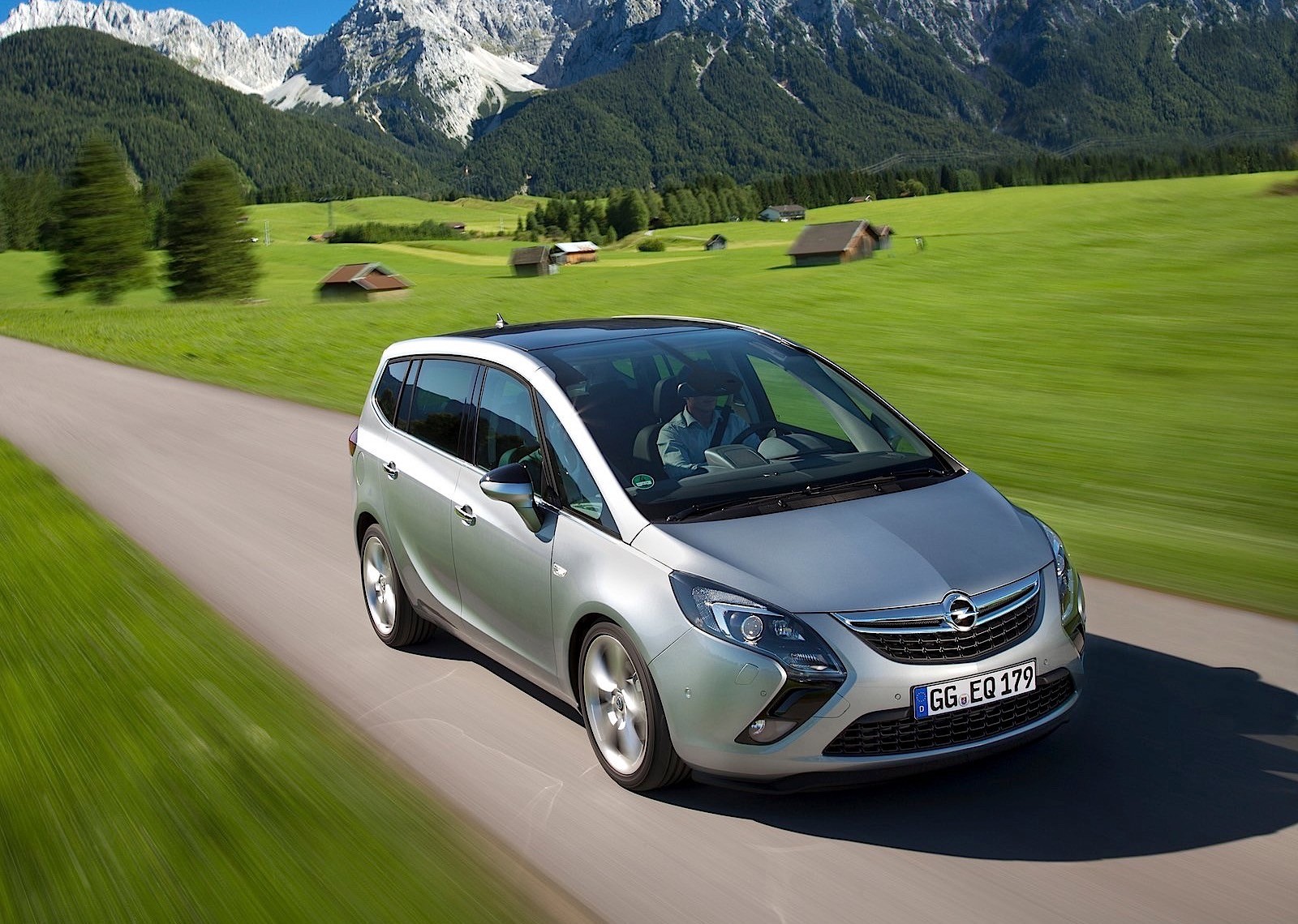 Opel Zafira photo 30