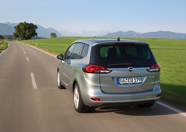 Opel Zafira photo 44