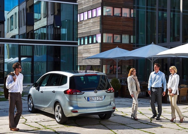 Opel Zafira photo 47